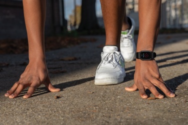 Logo trade firmakingituse pilt: RCS-i taaskasutatud TPU aktiivsuskella 1,47-tolline ekraan koos HR-iga